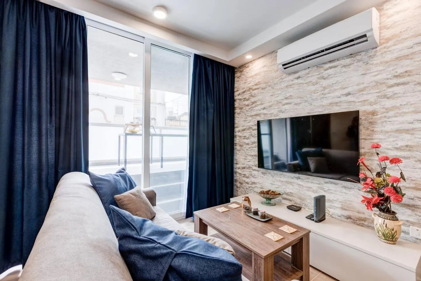 Designer 1 Bed Maisonette Swieqi By Homely Is-Swieqi Apartment
