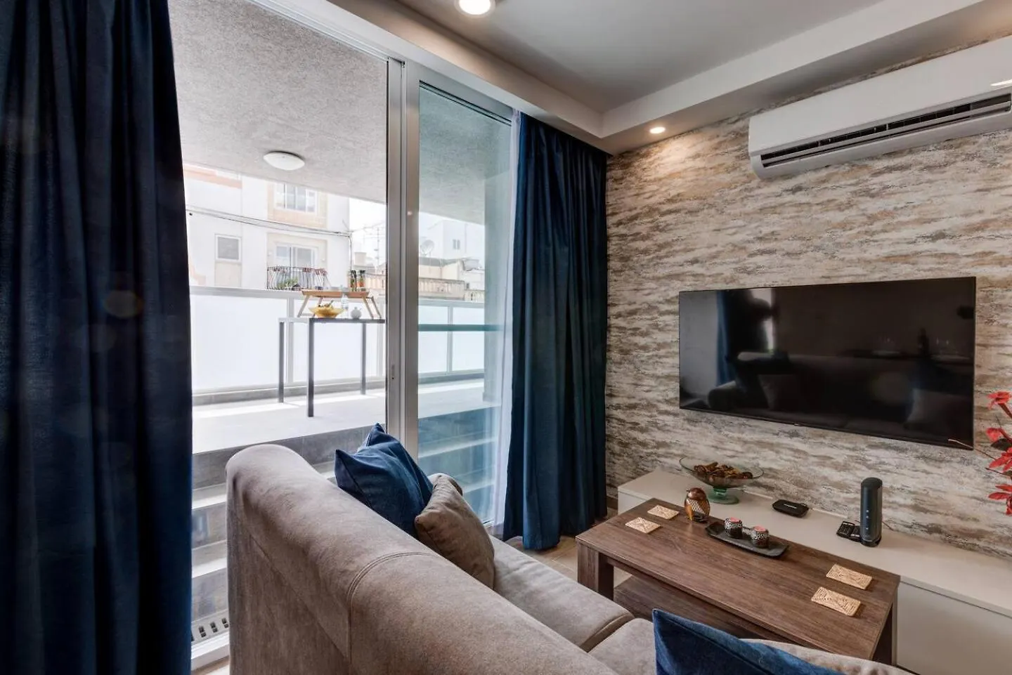 Designer 1 Bed Maisonette Swieqi By Homely Is-Swieqi Apartment