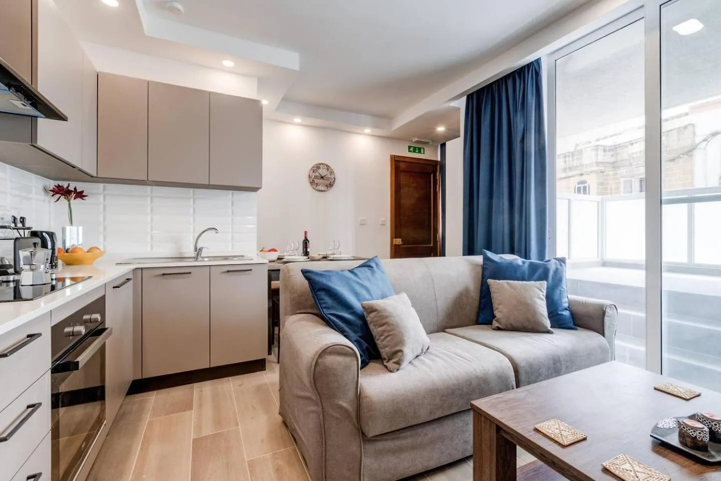Designer 1 Bed Maisonette Swieqi By Homely Is-Swieqi